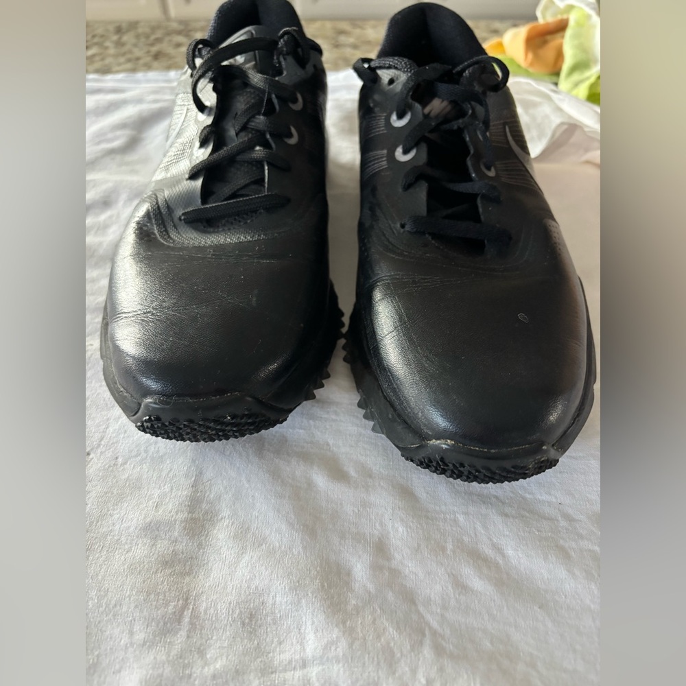 Nike men’s size 8 golf shoes. Fly wire. LUNARLON great‎ use condition. - Picture 2 of 8